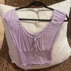 3/$30 Cute purple top 💜